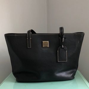 Dooney & Bourke Black Beacon ZIP Tote